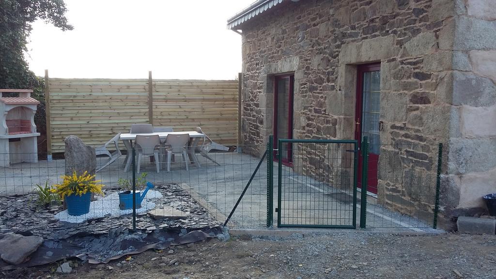 Gite La Chouette Bégard Exterior foto